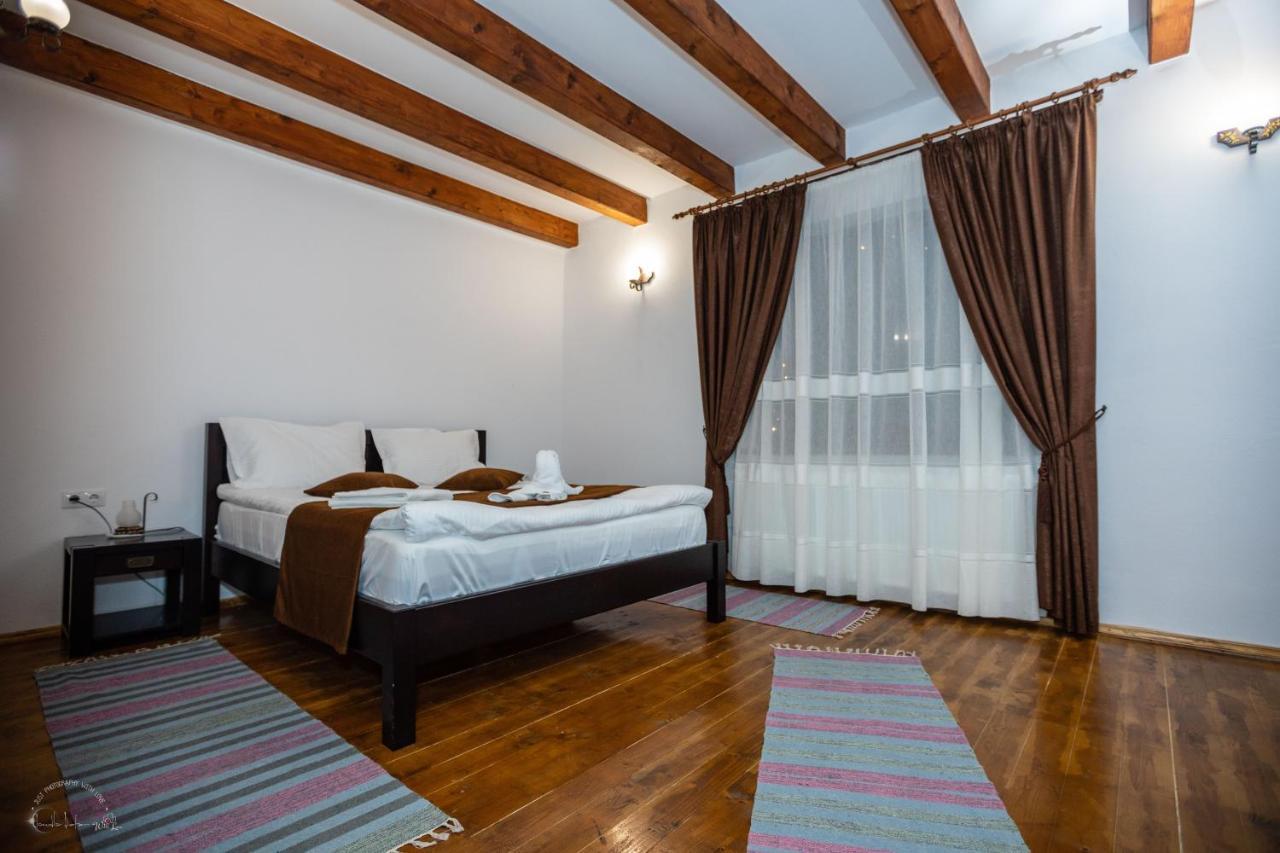 Domeniul Poiana Ursului * Dumbraveni (Sibiu)
